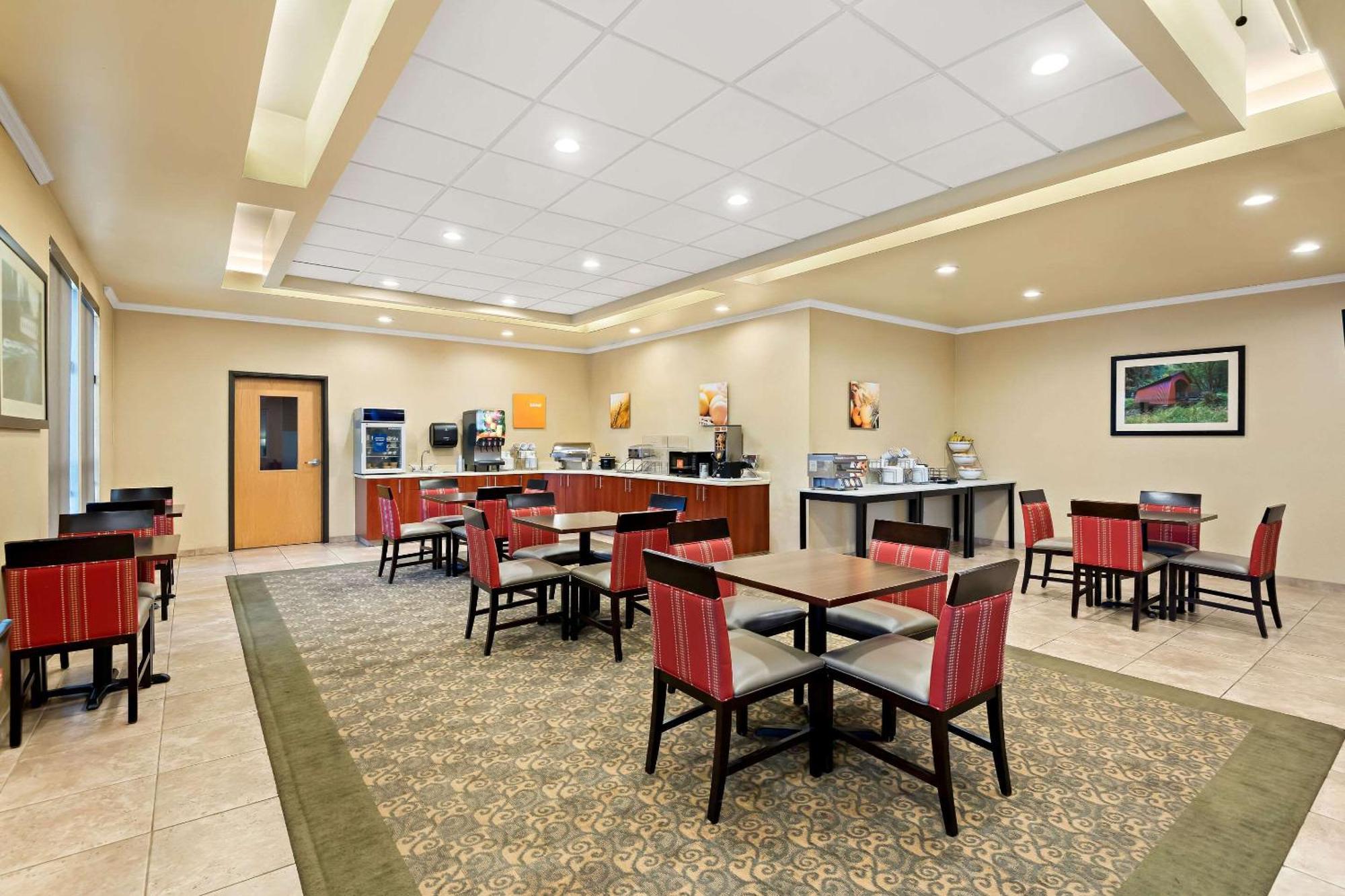 Comfort Inn & Suites Creswell Exterior foto