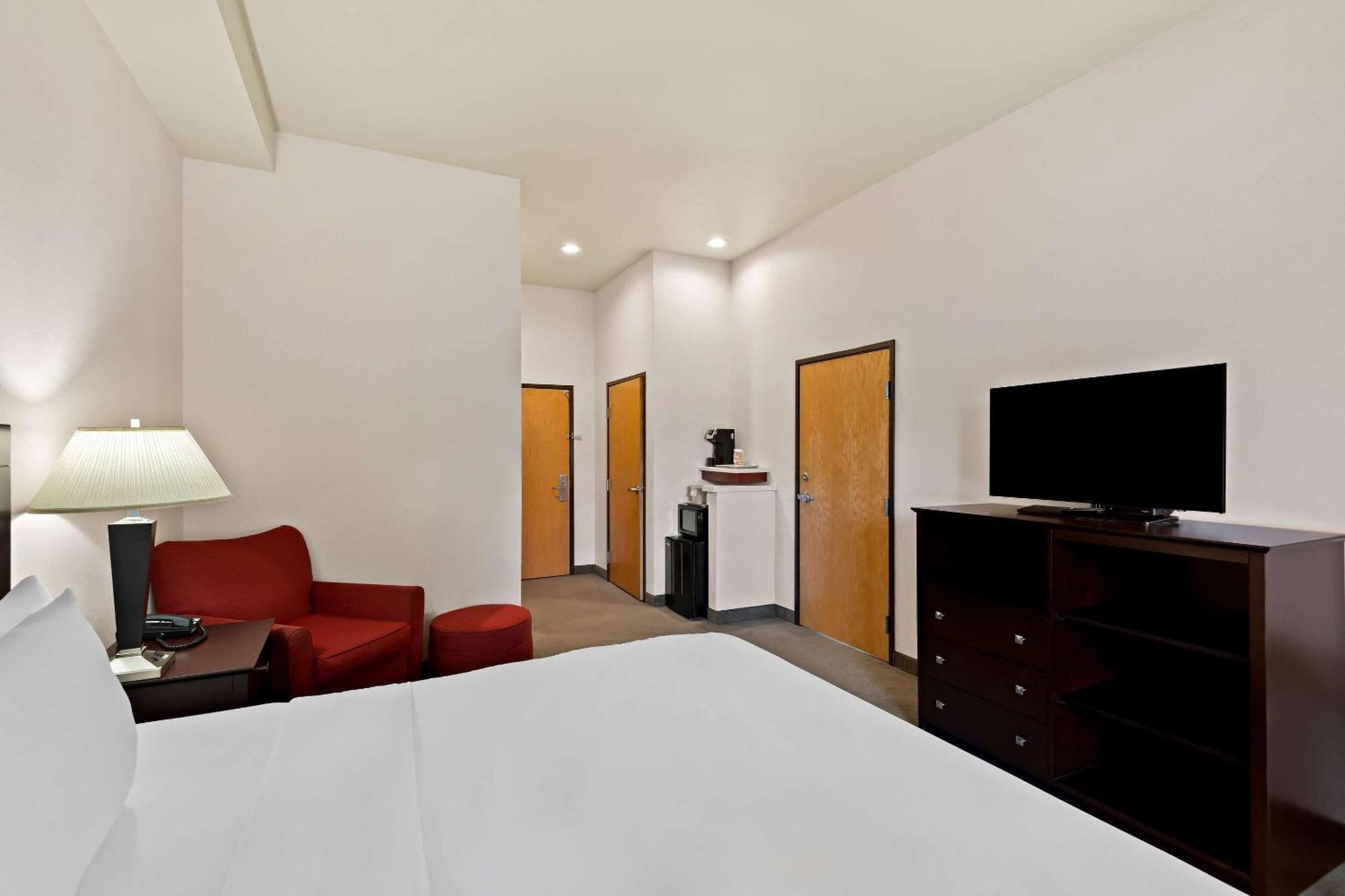 Comfort Inn & Suites Creswell Exterior foto