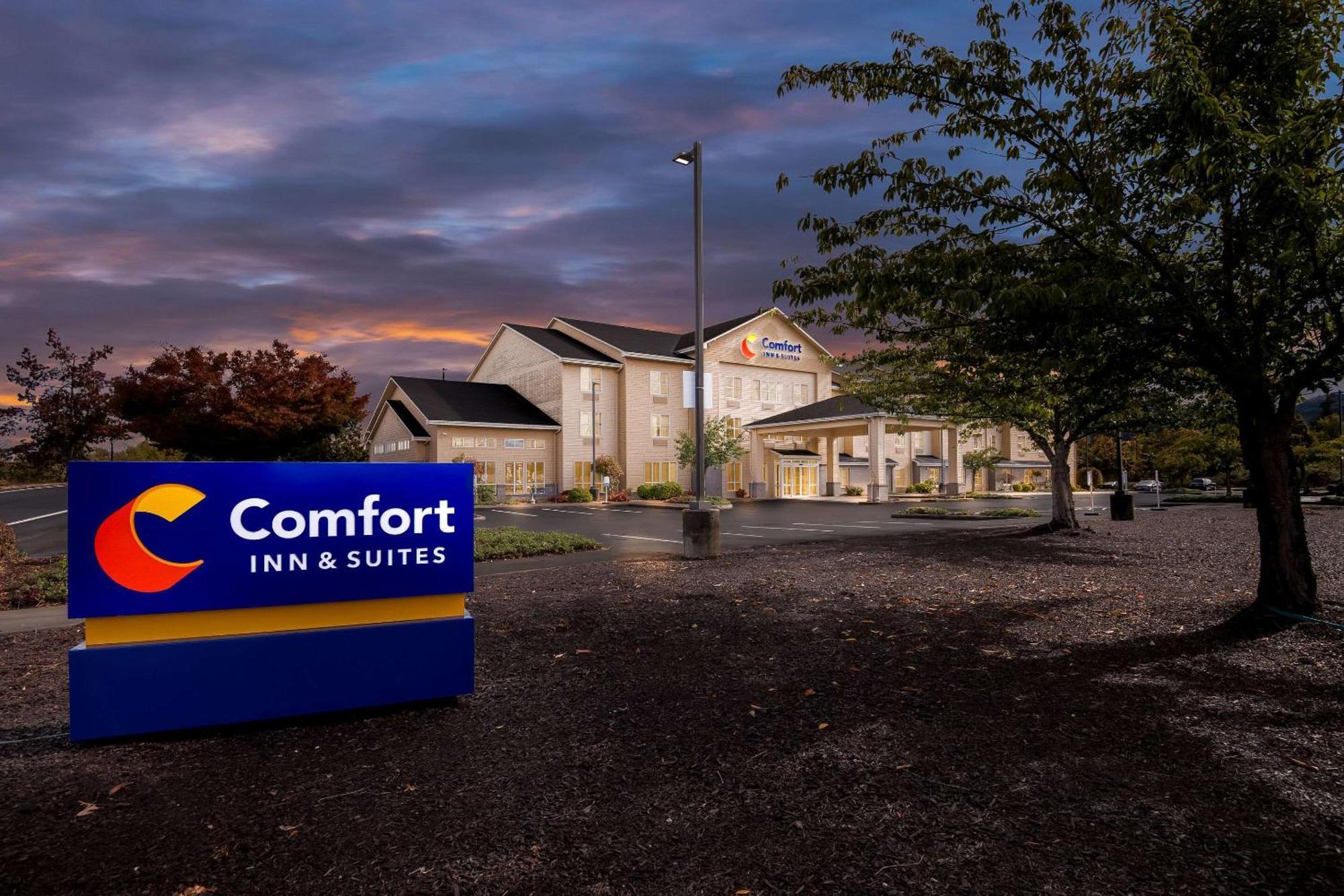 Comfort Inn & Suites Creswell Exterior foto